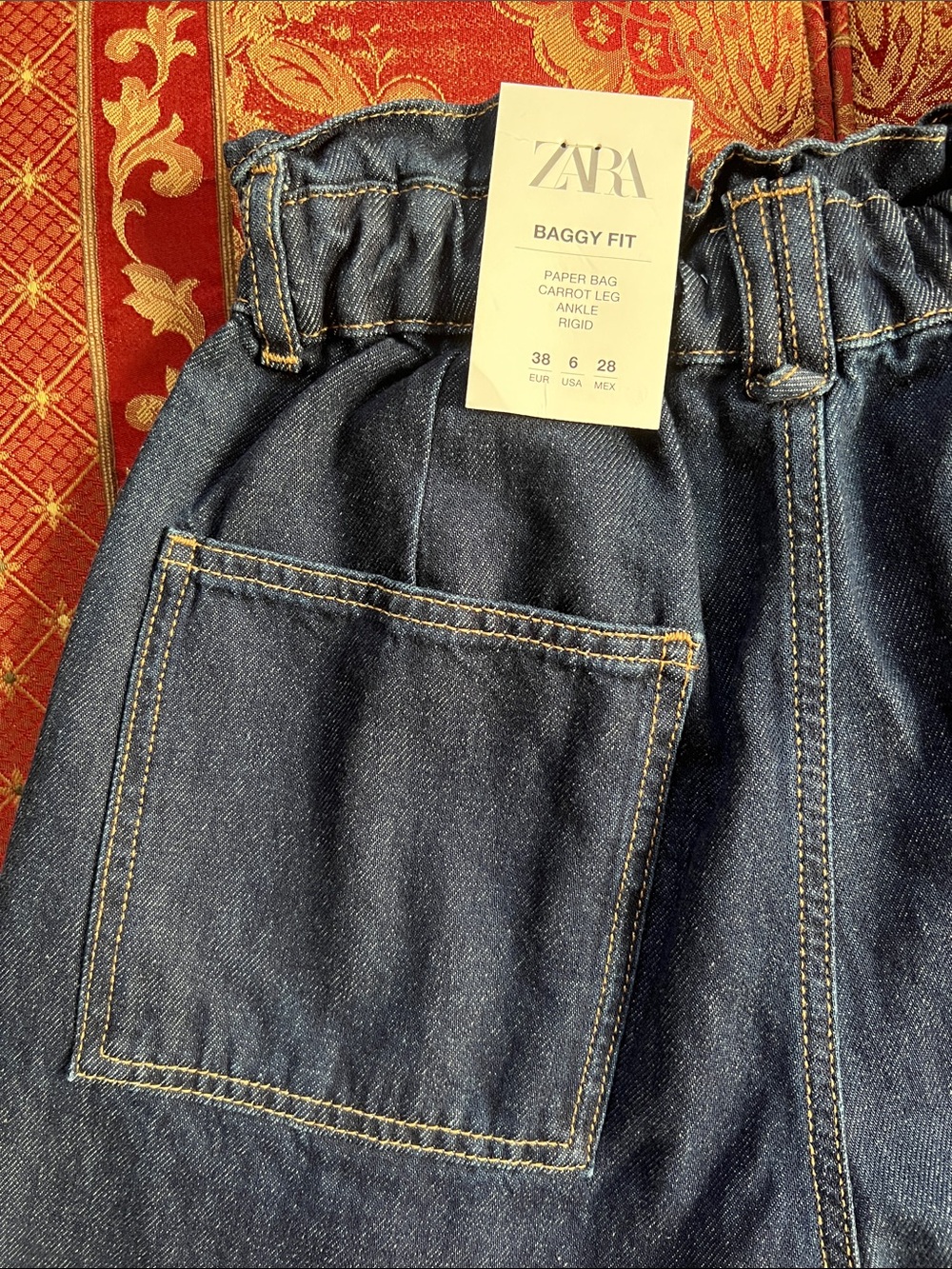 Zara Dark Indigo Paperbag Waist Cropped Jeans - Picture 4 of 5